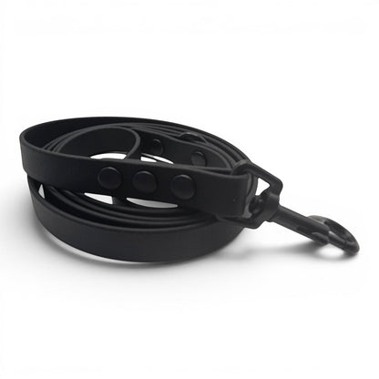 Ponies and Pups black BioThane dog lead, waterproof and stink-proof, with a metal clasp.