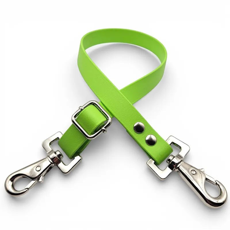 Ponies and Pups lime green waterproof BioThane adjustable horse rug fillet string with stainless steel swivel snaps.
